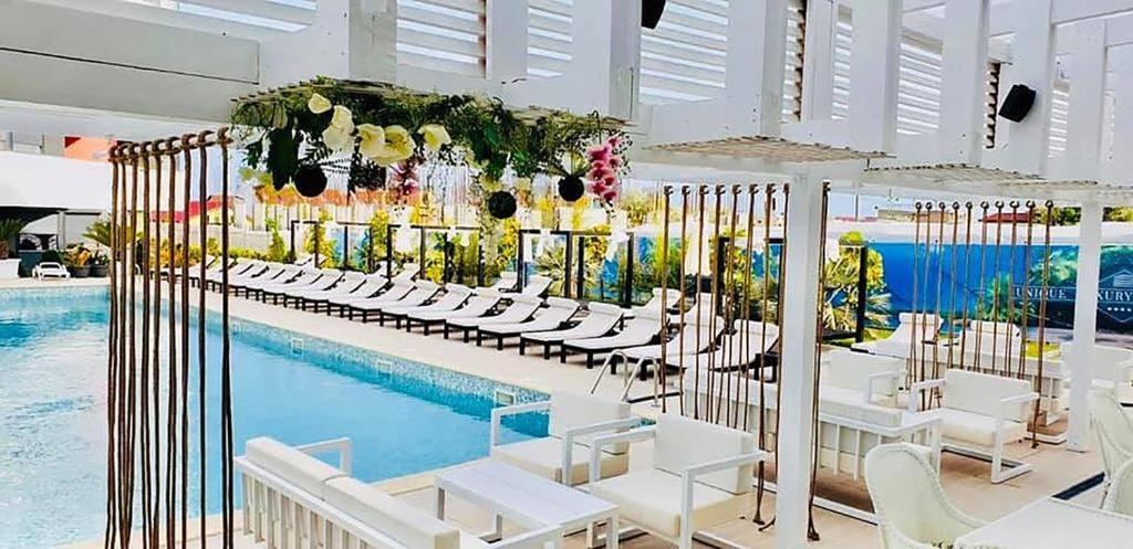 Apartament Unique Relax Apartment Navodari Ngoại thất bức ảnh